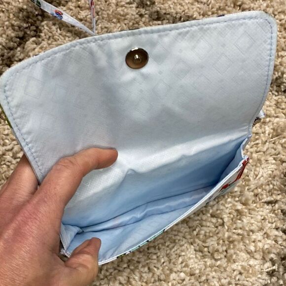 Vera Bradley Anchors Aweigh RFID Lighten Up Wallet Crossbody Bag - Picture 4 of 6